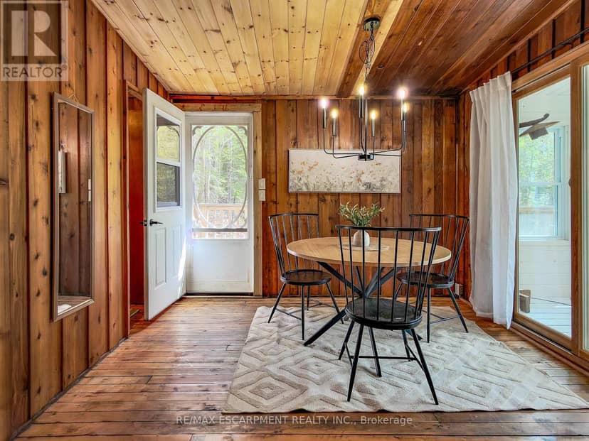 2787 Watts Road, Dysart et al, photo 4