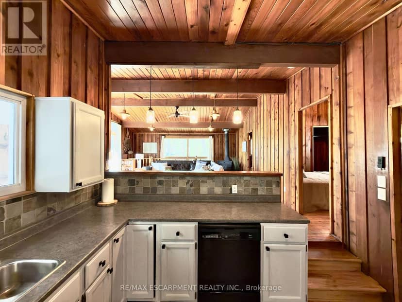2787 Watts Road — photo 9 of 40