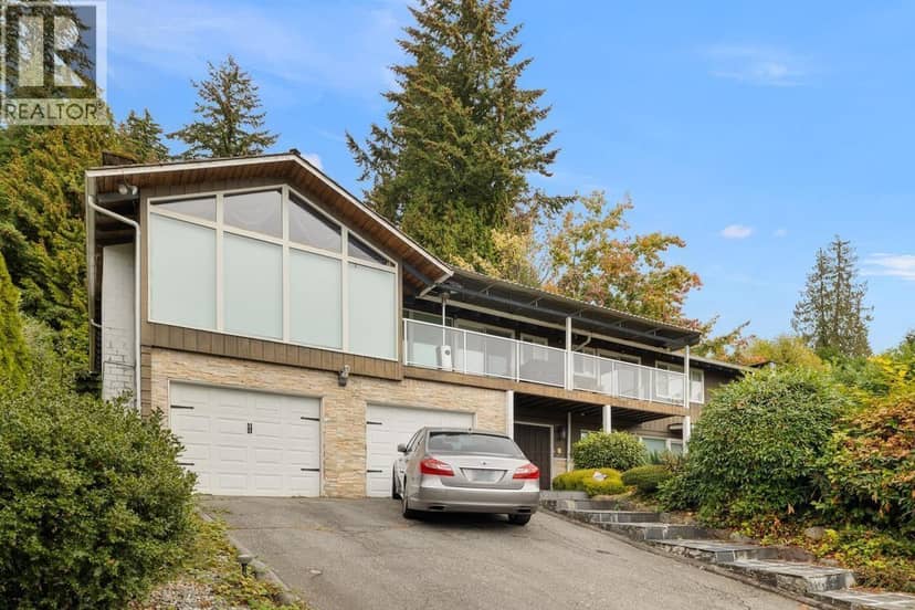 2685 SKILIFT PLACE, West Vancouver