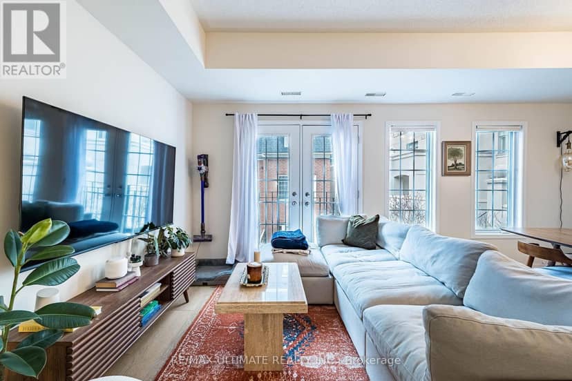 14 - 11 Niagara Street — photo 11 of 40