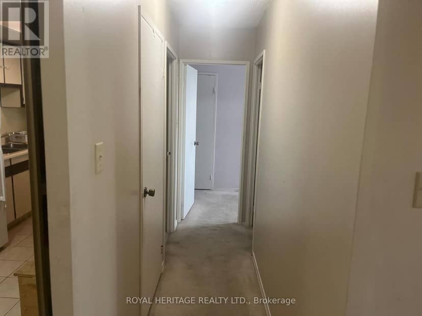 617 - 20 Dean Park Road — photo 19 of 27