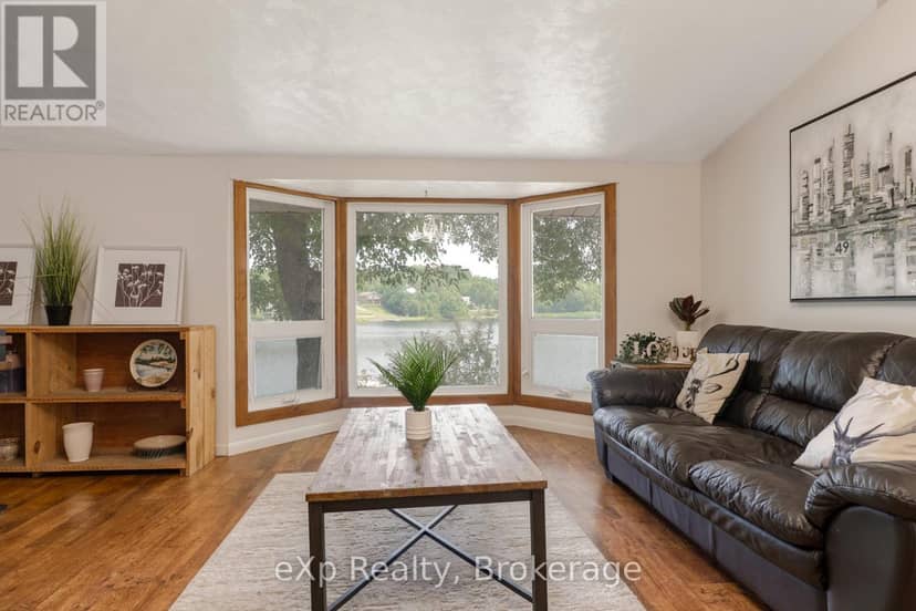 688A Prevost Road — photo 10 of 40