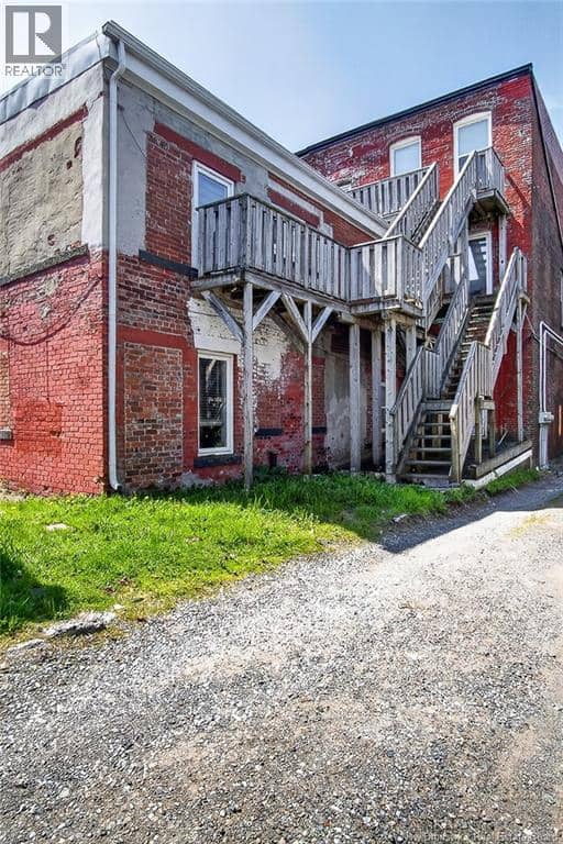 136 Charlotte Street — photo 11 of 40