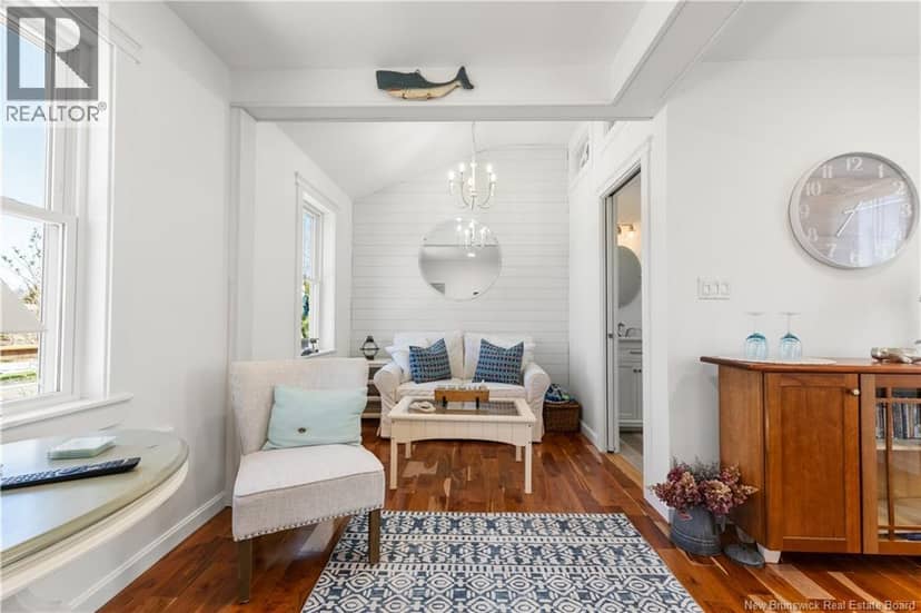 19 North Road — photo 18 of 40