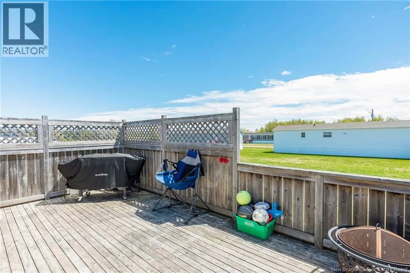 8 Frank Street — photo 12 of 40