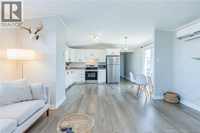 8 Frank Street — photo 26 of 40