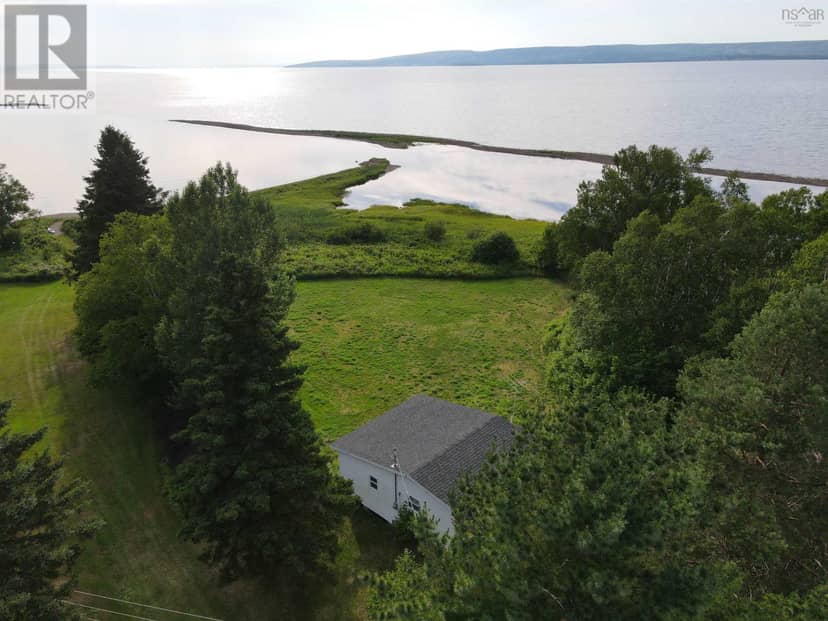 8356 East Bay Highway, Big Pond