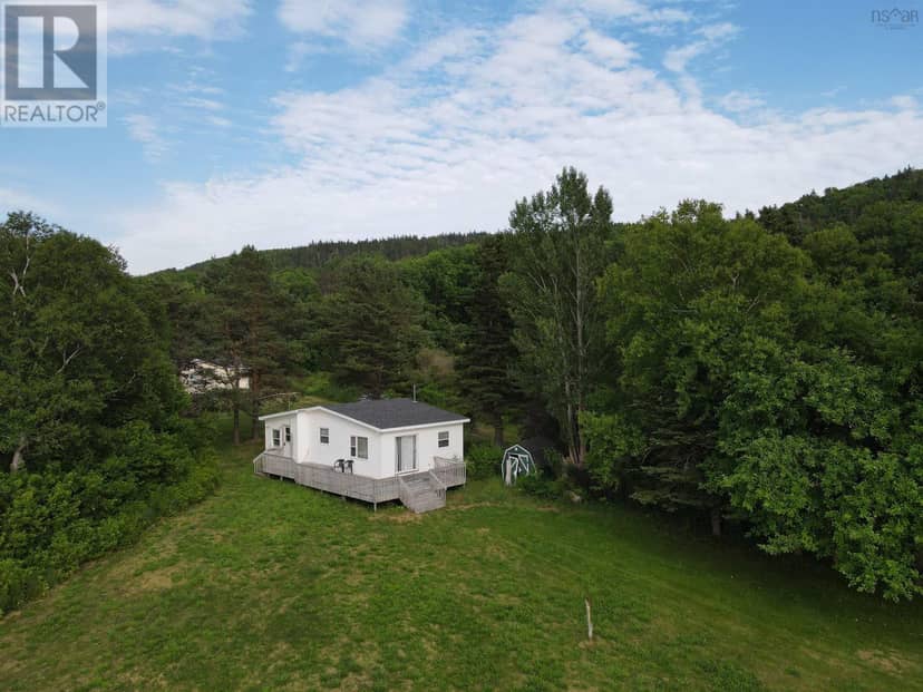 8356 East Bay Highway, Big Pond, photo 3