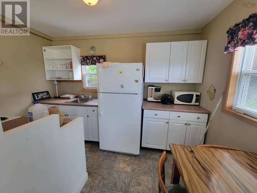8356 East Bay Highway, Big Pond, photo 4