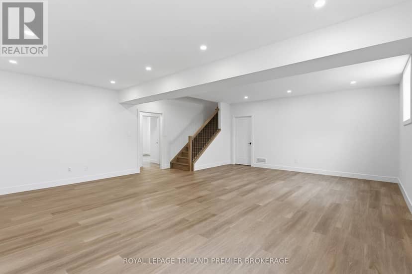 108 Dearing Drive — photo 34 of 40
