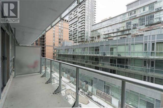 513 - 199 Richmond Street W — photo 18 of 20