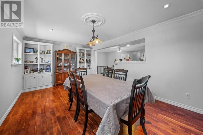 284 Old Martin Road — photo 14 of 40