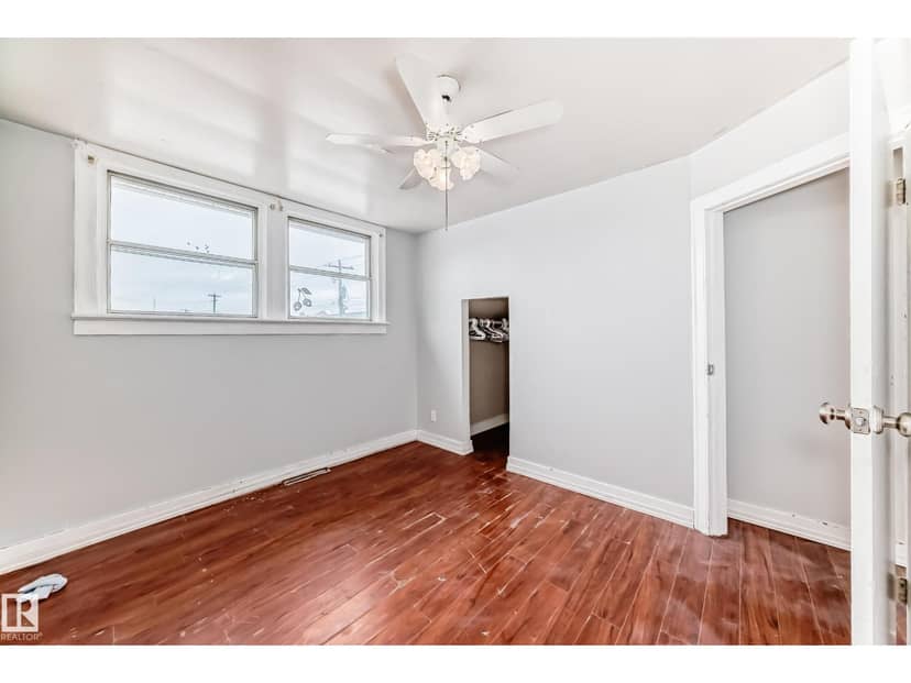 5013-5015 49 AV — photo 10 of 31