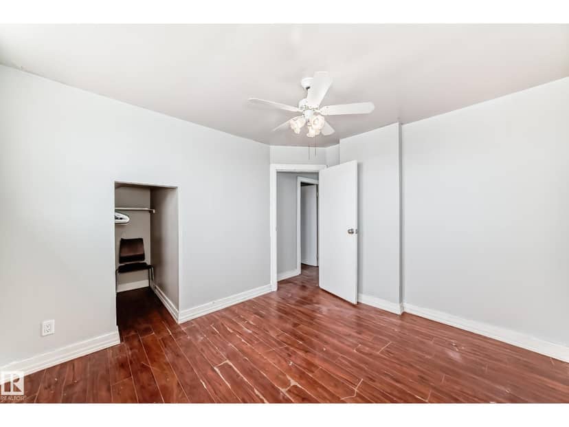 5013-5015 49 AV — photo 11 of 31