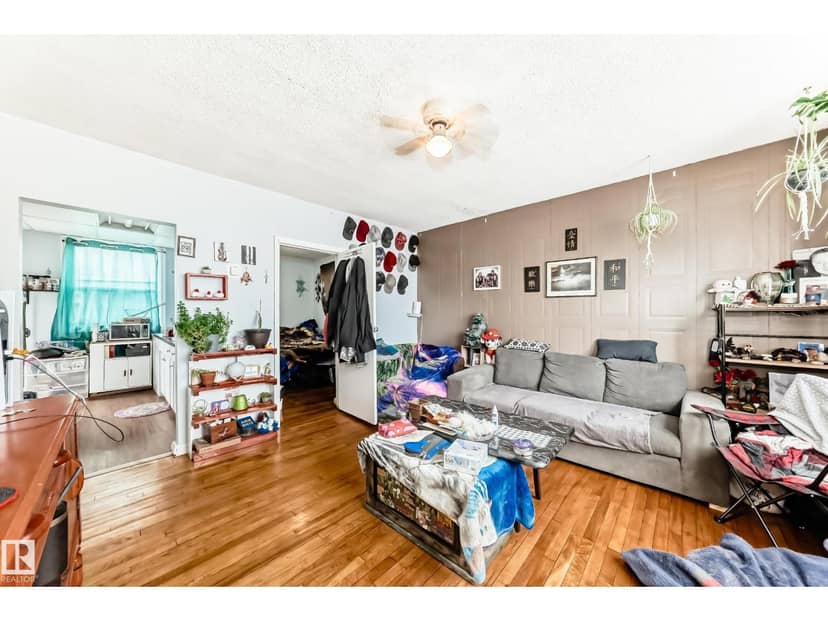 5013-5015 49 AV — photo 23 of 31