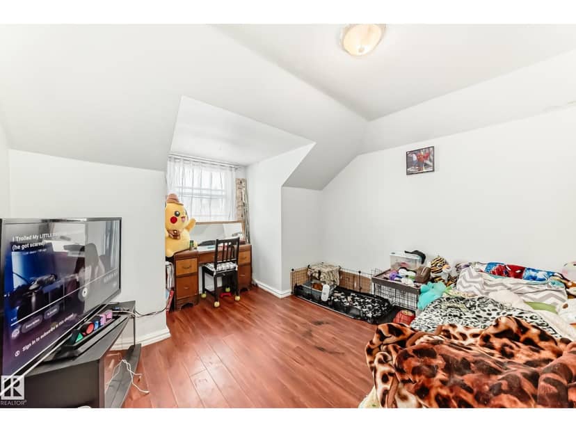5013-5015 49 AV — photo 27 of 31