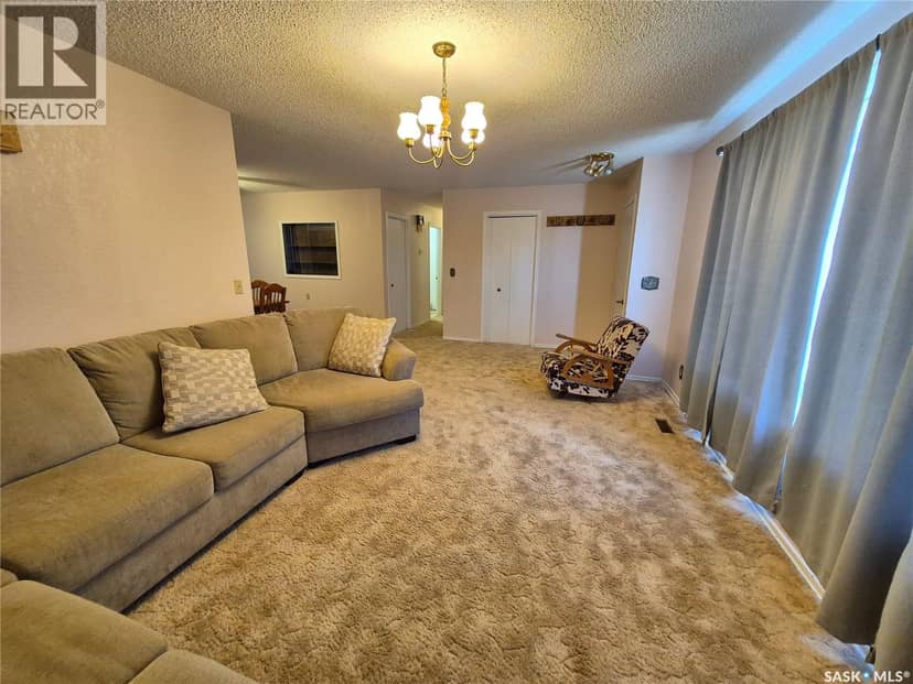 10 Yandeau CRESCENT — photo 10 of 40