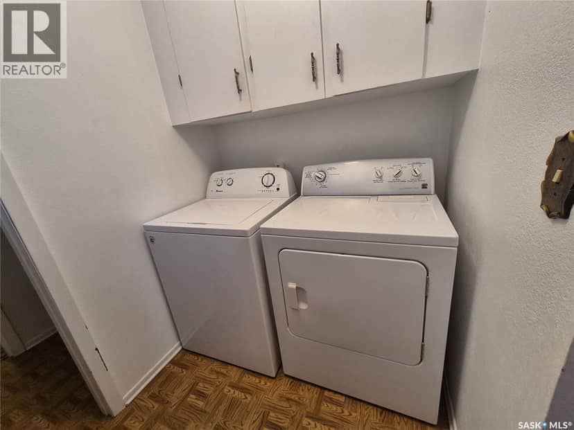 10 Yandeau CRESCENT — photo 21 of 40