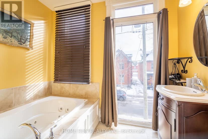 431 Gilmour Street — photo 19 of 40