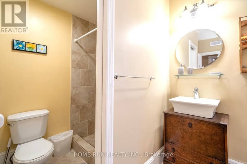 431 Gilmour Street — photo 25 of 40