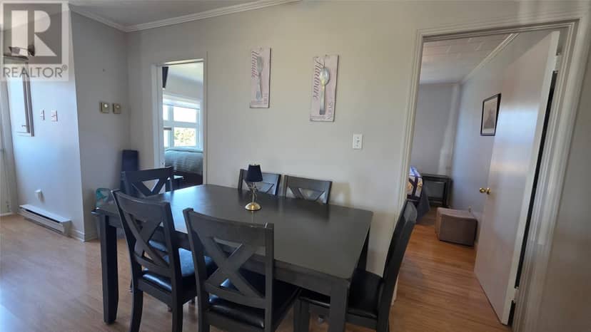 27 Hugh Lane — photo 14 of 28