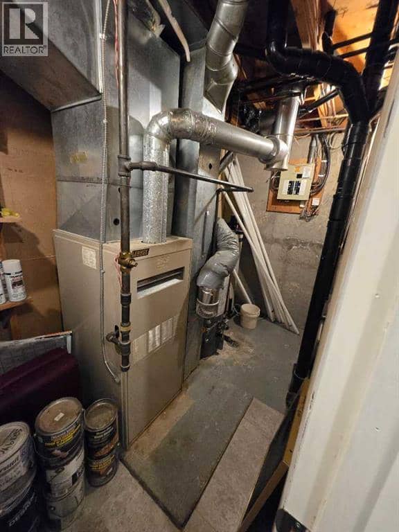 805 8 Street — photo 40 of 40