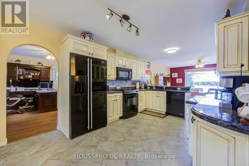 2683 Lakeshore Road E, Oro-Medonte, photo 8