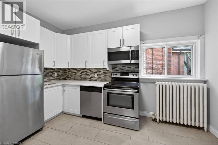 227 SHERMAN Avenue S — photo 12 of 40