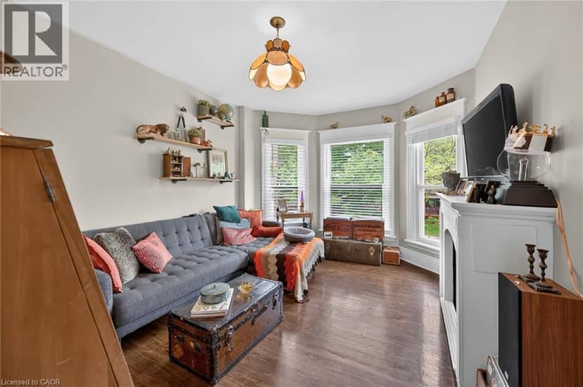 227 SHERMAN Avenue S — photo 21 of 40