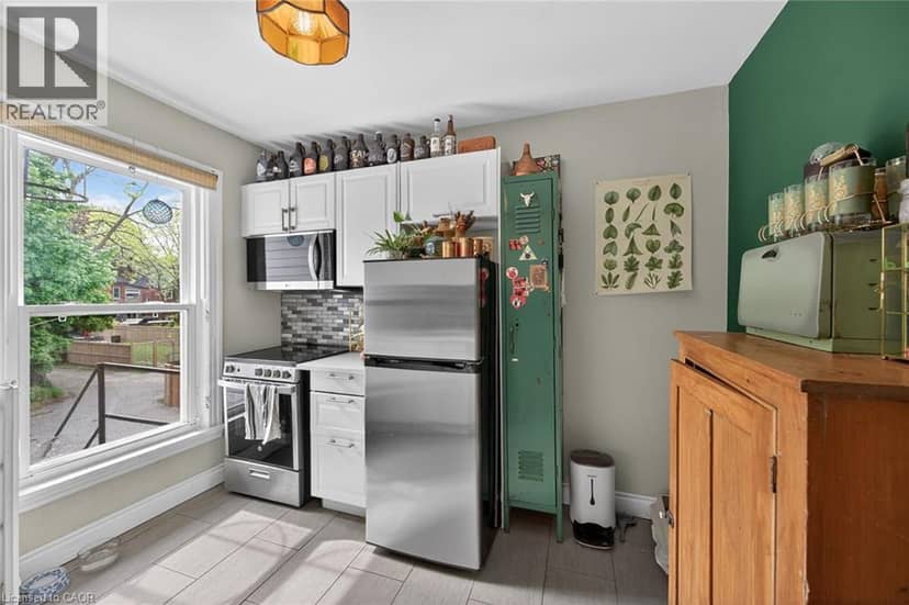227 SHERMAN Avenue S — photo 30 of 40