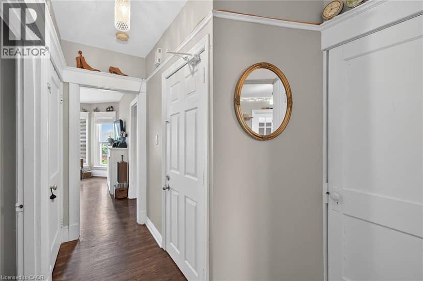 227 SHERMAN Avenue S — photo 38 of 40