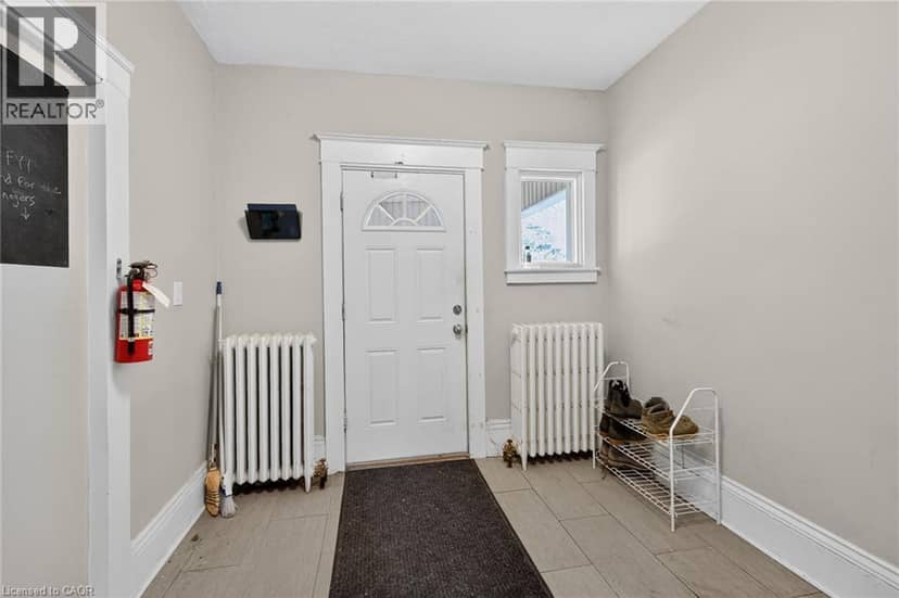 227 SHERMAN Avenue S — photo 6 of 40