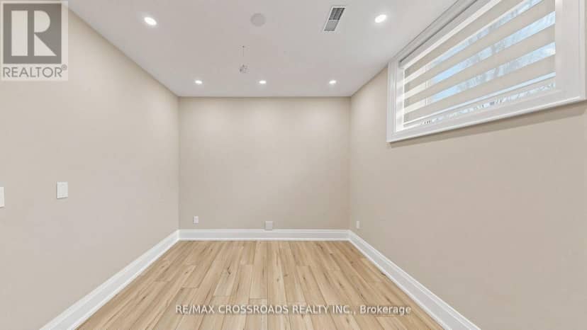 1427 Rosebank Road — photo 39 of 40