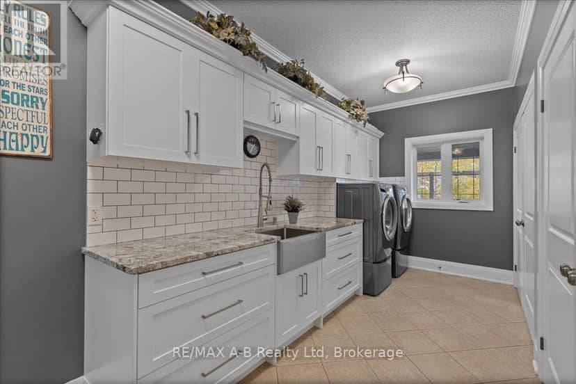 151 Huron Road — photo 23 of 40