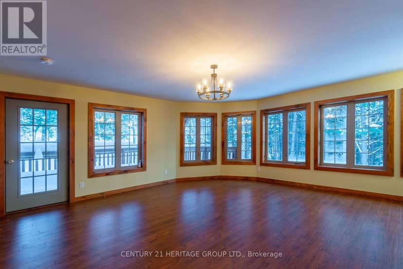 35 Keefer Street — photo 28 of 29