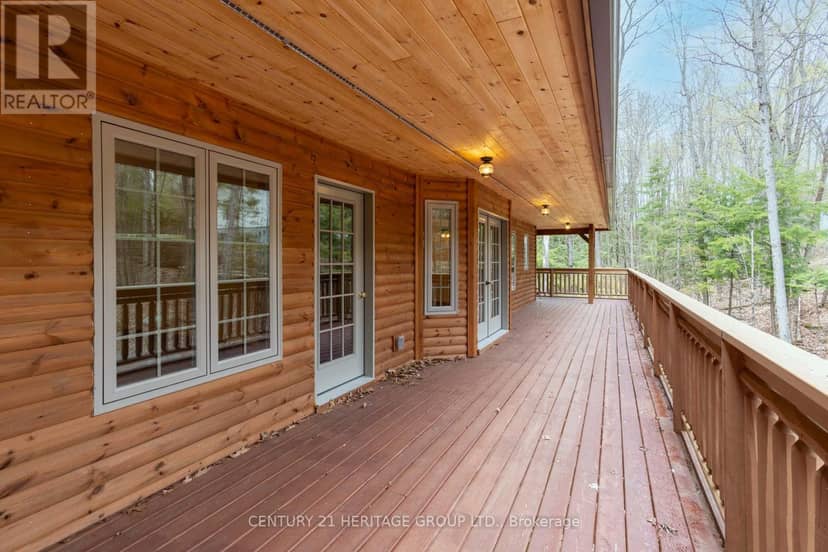 35 Keefer Street — photo 4 of 29