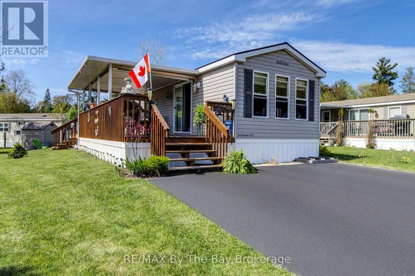 14 Kenora Trail — photo 1 of 31