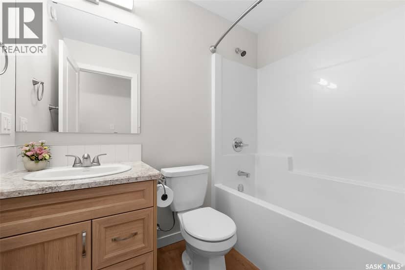 107 Valleyview DRIVE — photo 16 of 40