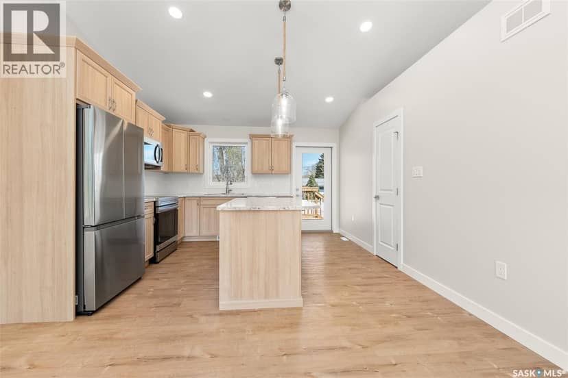 107 Valleyview DRIVE — photo 8 of 40