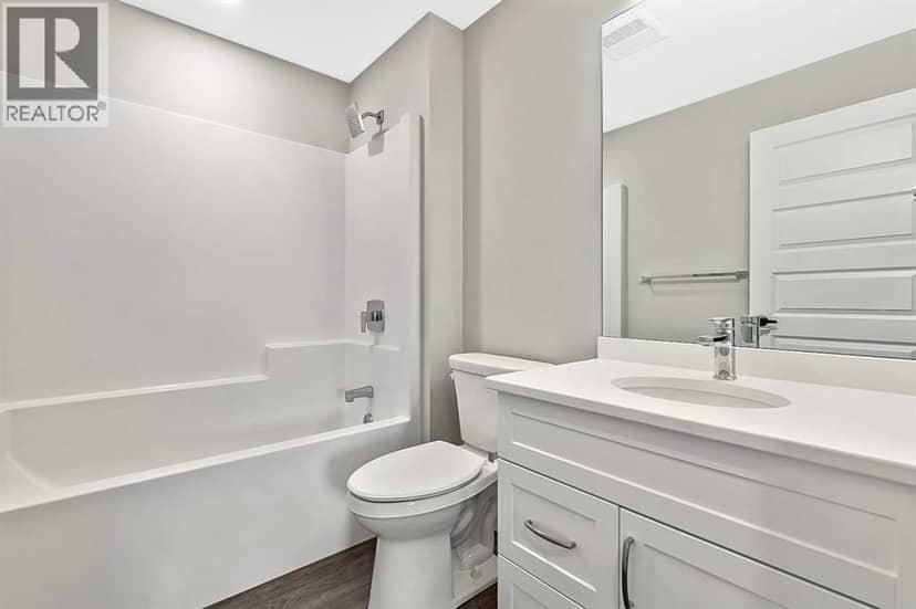 302, 97 Station Drive — photo 11 of 23