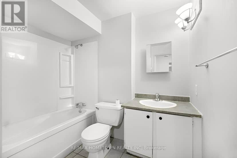 G11 - 815 Kyle Court — photo 22 of 24