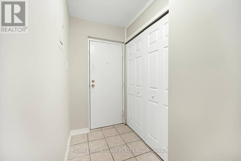 G11 - 815 Kyle Court — photo 7 of 24