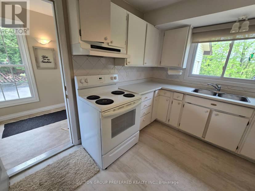 17 Agincourt Place — photo 4 of 36