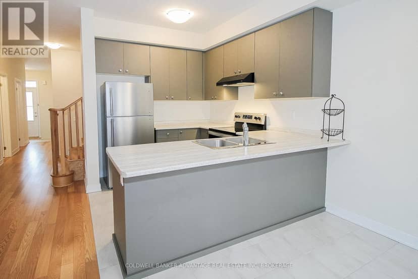 77 Keelson Street — photo 12 of 38