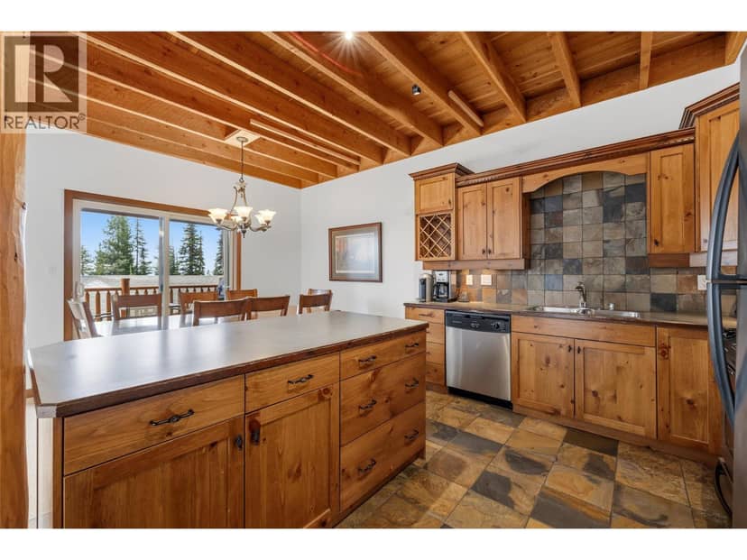 5940 Snow Pines Way Unit# 8, Big White, photo 5