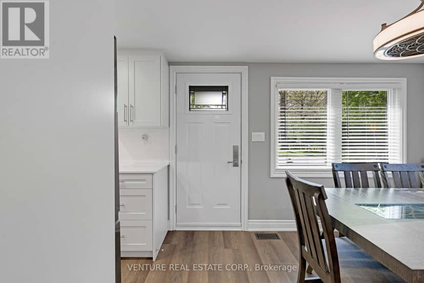 50 Forest Avenue — photo 12 of 40