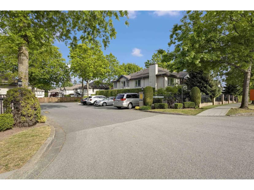 10 8388 158 STREET, Surrey, photo 2