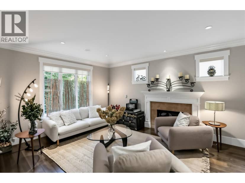 1376 DYCK ROAD, North Vancouver, photo 3