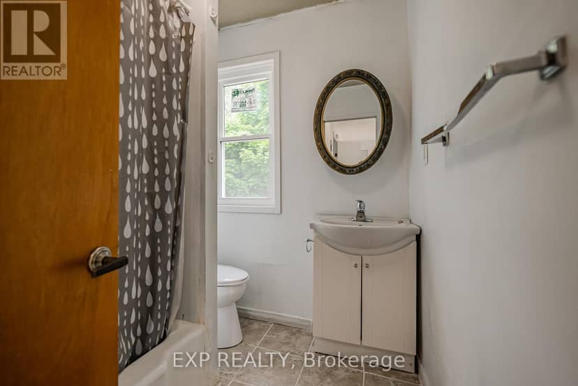 4865 Armoury Street — photo 14 of 28