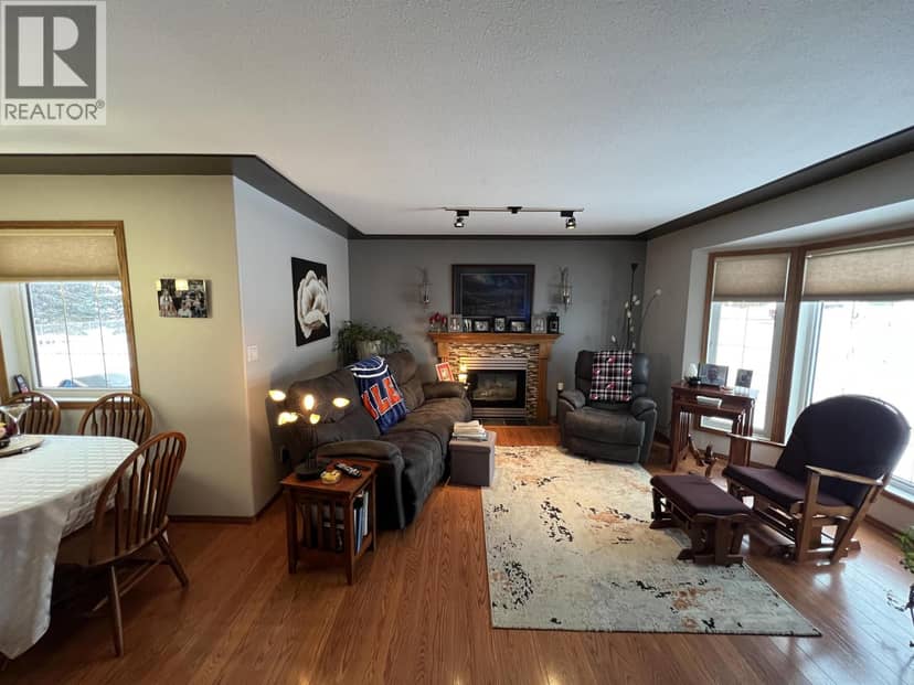 5323 MOUNTAINVIEW DRIVE, Fort Nelson, photo 4